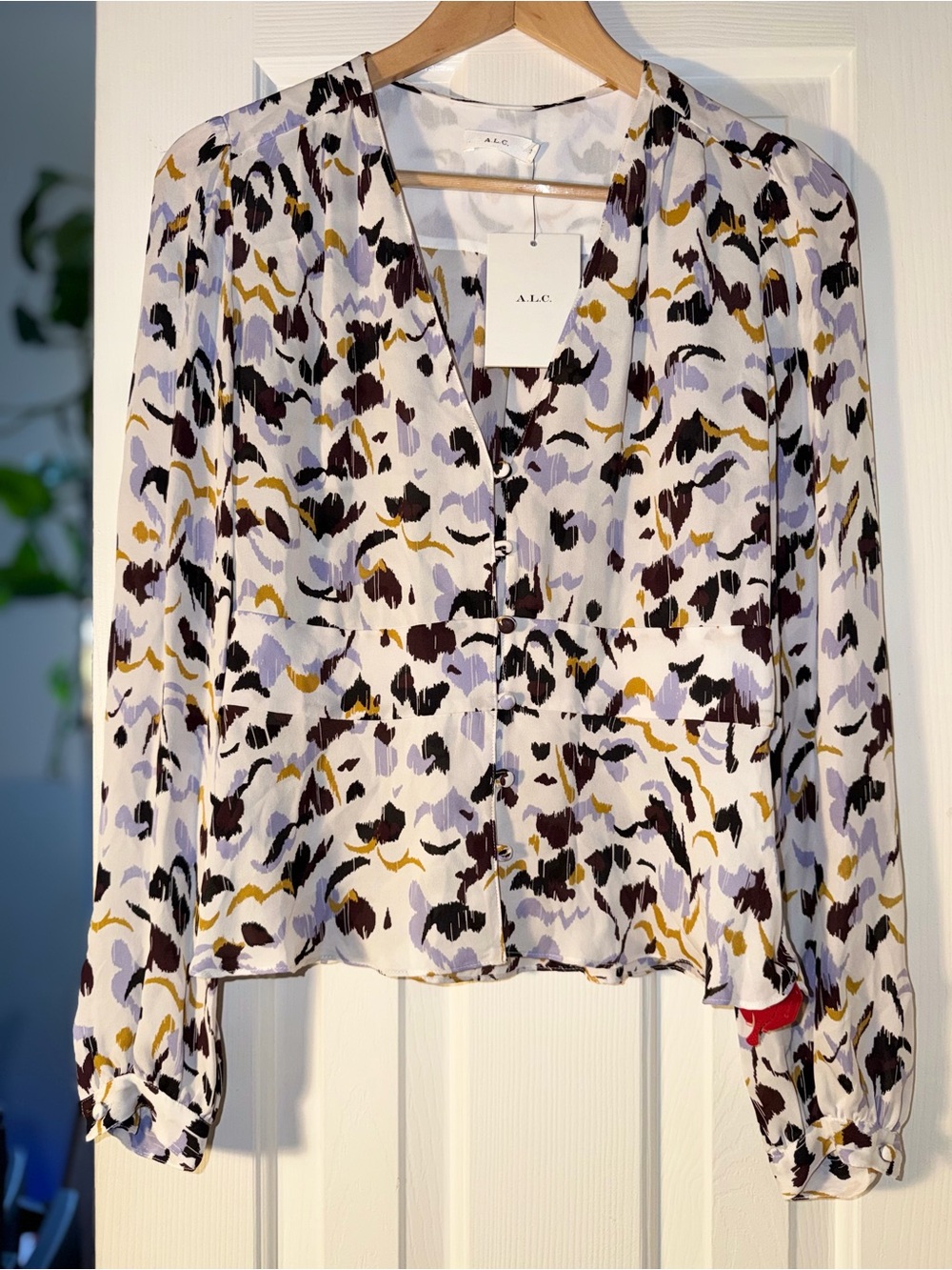 A.L.C. 100% Silk Abstract Floral Print V Neck Button Blouse Size 2